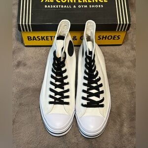 NWT - Mitchell & Ness Hood Conference 55 HC White & Black High Top Sneakers 9.5